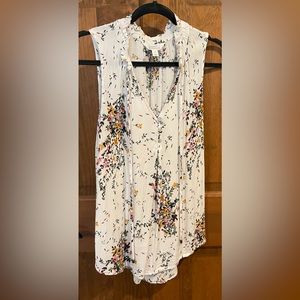 Stitch Fix Market and Spruce floral tank EUC